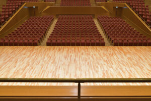 愛知県芸術劇場コンサートホール2階席の見え方（ステージ後方）